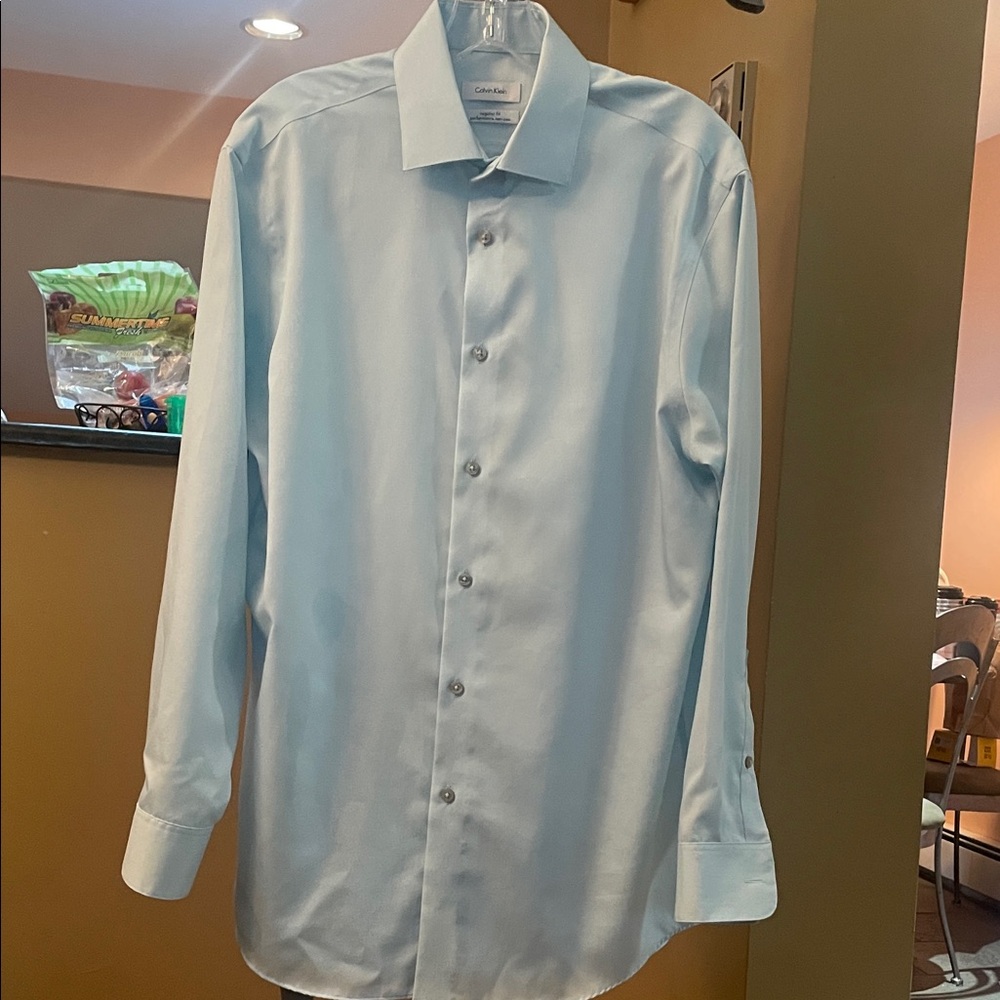 Calvin Klein Regular Fit Men's Aqua Dress Shirt, Sz. 15.5x32/33, 100% Cotton